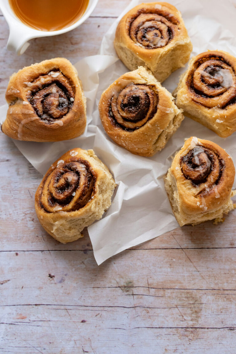 How Many Carbs Are in Cinnamon Rolls? A Quick Guide to Your Favorite Treat